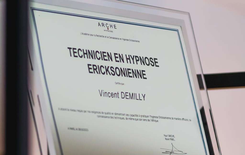 Diplome Technicien Hypnose - Vincent DEMILLY